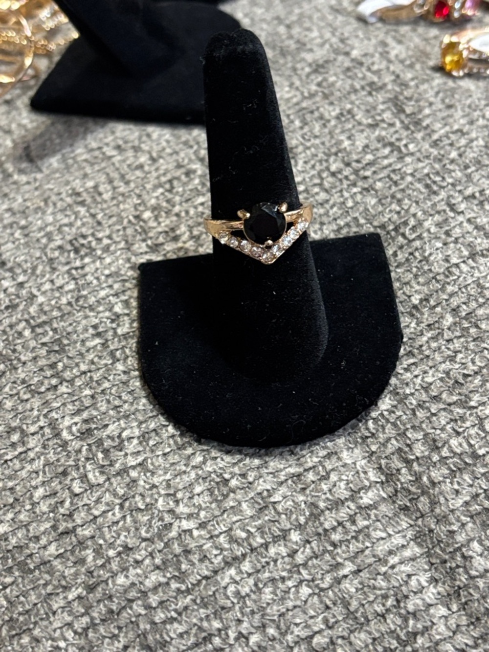 Elegant Gold Ring with Black Center Stone and Accent Crystals size 9